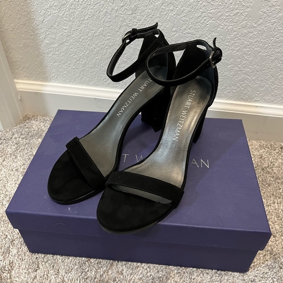 Stuart Weitzman Nearly Nude Sandal - Picture 1 of 4
